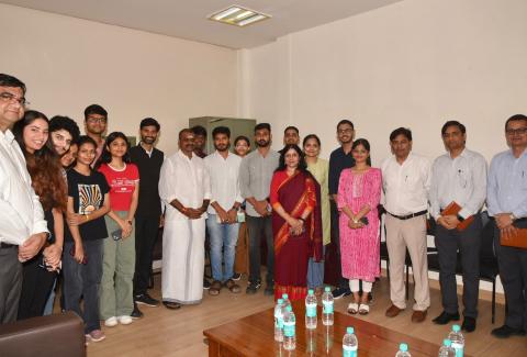 Dr. L. Murugan, Honourable MoS for I&B and Parliamentary Affairs inaugurated the Incubation centre at IIMC